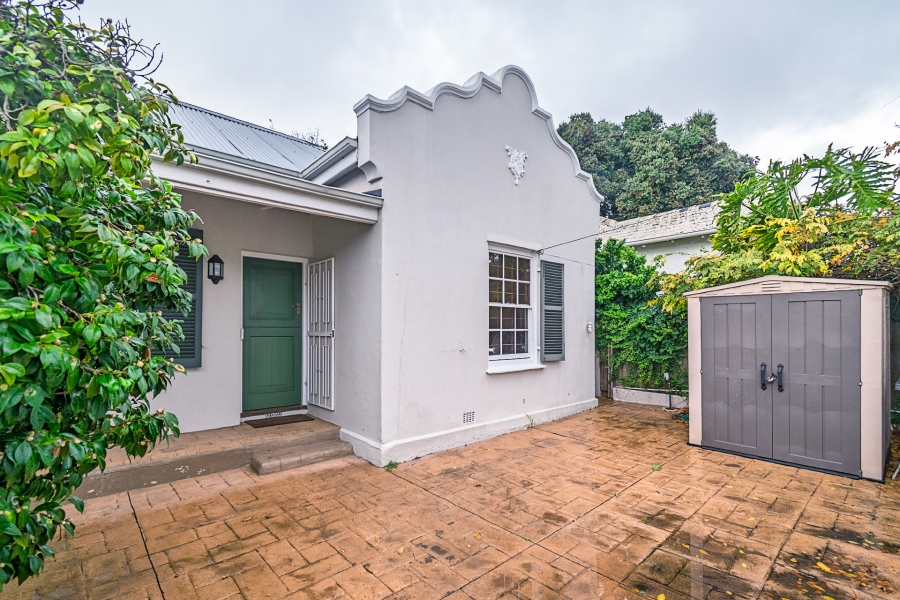 2 Bedroom Property for Sale in Claremont Western Cape